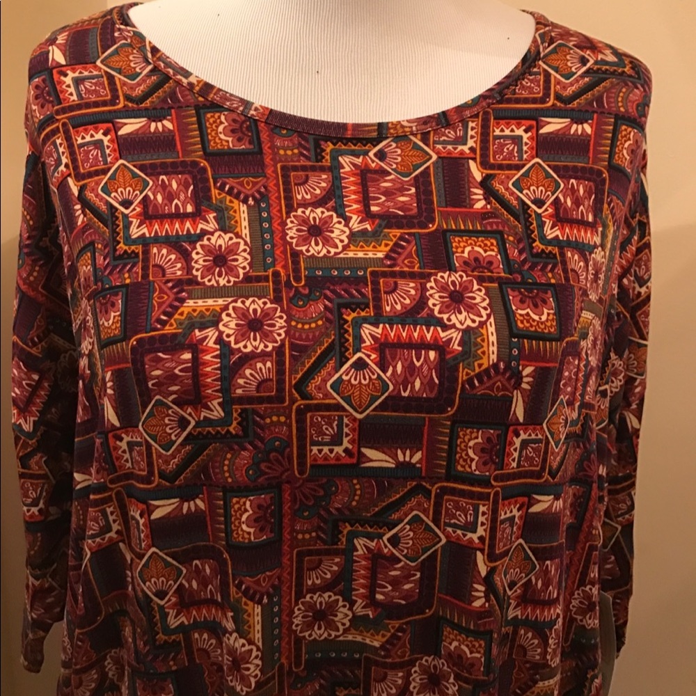 LuLaRoe Irma Tunic